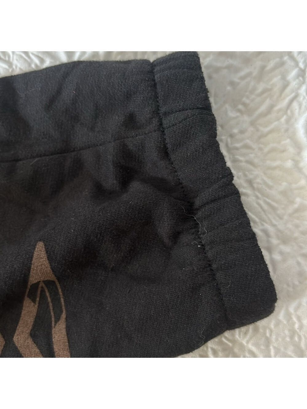 Def Leppard Graphic Jogger Pants - Picture 6 of 6